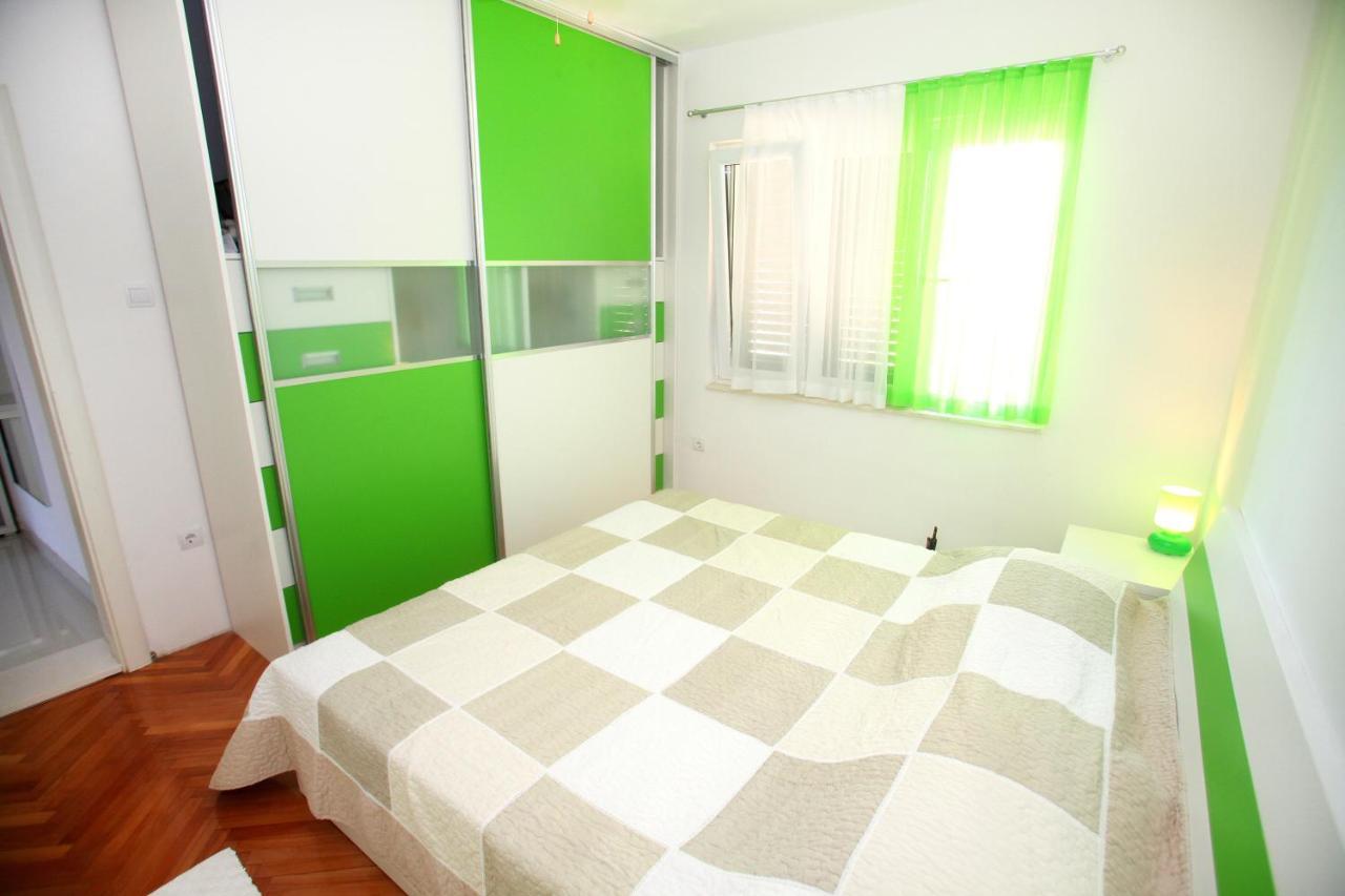 Apartments Nakir 斯拉汀 客房 照片